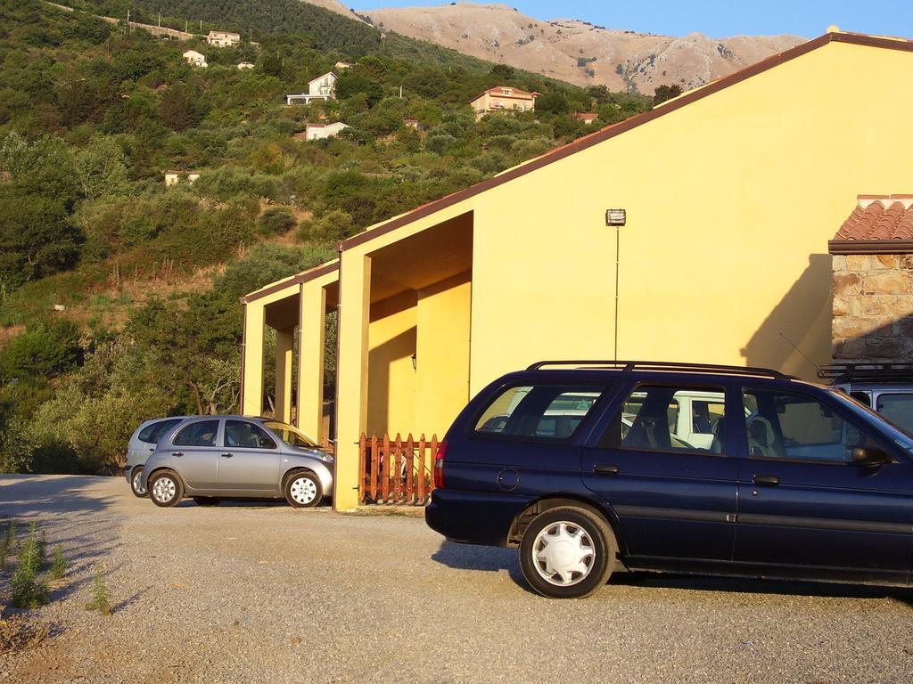 Villaggio Dei Balocchi Castelbuono  Habitación foto