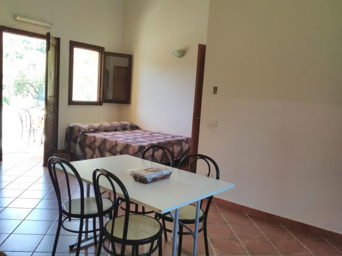 Villaggio Dei Balocchi Castelbuono  Habitación foto